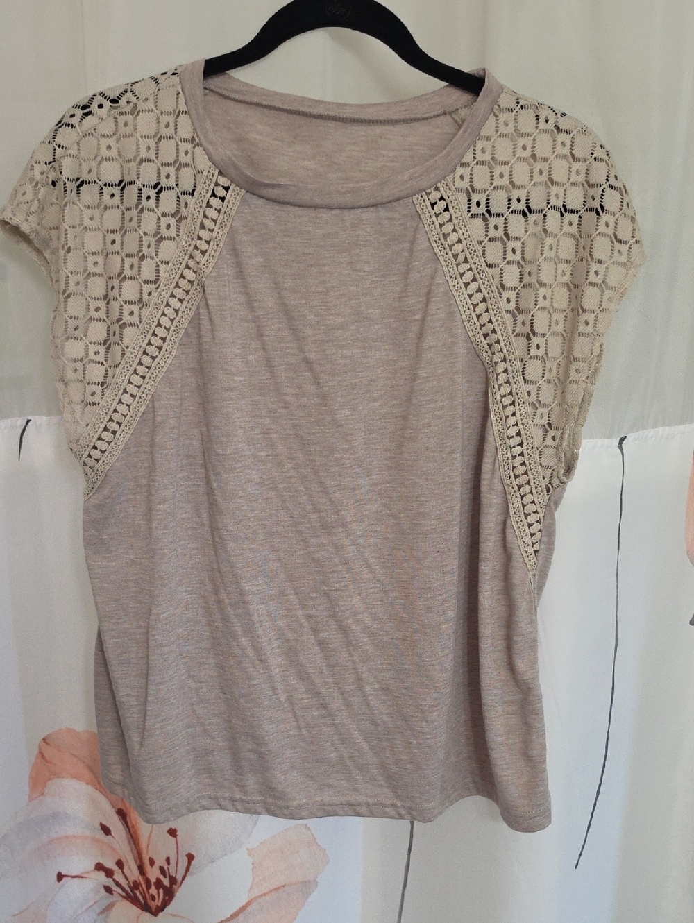 Women's Crochet Sleeve Tee - Beige